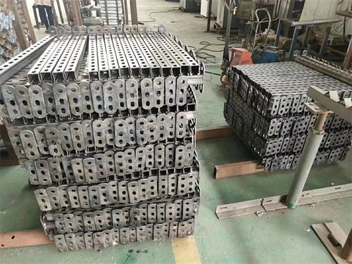 榮祥新能源科技公司 抗震支架價(jià)格解析與天津光伏設(shè)備發(fā)展趨勢(shì)